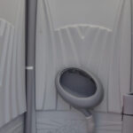 Glacier Portable Plastic Urinal